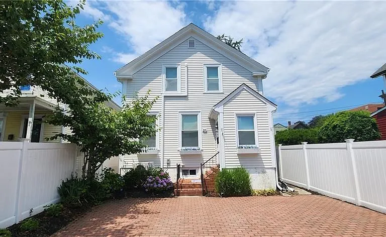 26 Carey St — Photo 1