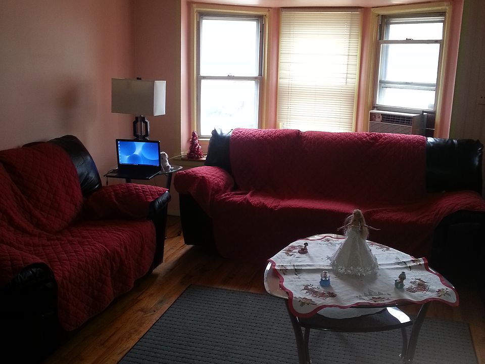 2nd image of 56 Sycamore Rd