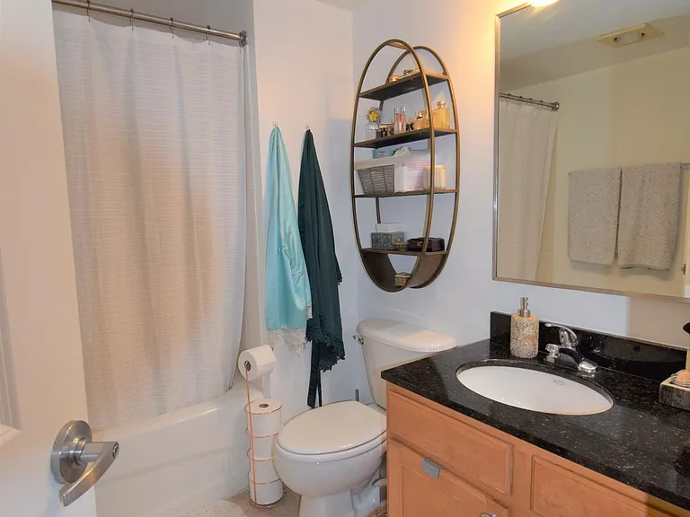 880 N Pollard St #824 — Photo 21