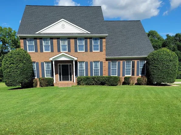 1919 Cold Cheer Dr, Tappahannock, VA 22560