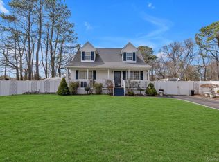 502 Station Road, Bellport, NY