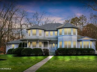 1982 Leonard Dr, Toms River, NJ 08755