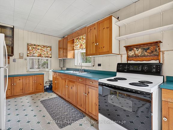 2nd image of 3640 Muskoka Rd #117