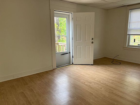 2nd image of 25-31 Keswick Ave #31R