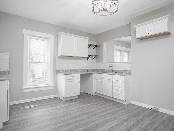 3rd image of 54 E Woodrow Ave