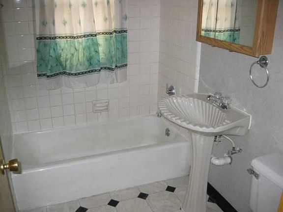 4th image of 5229A N Sherman Blvd