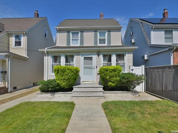 90-02 242nd Street, Bellerose, NY 11426
