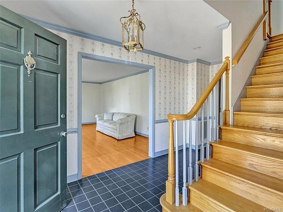 3rd image of 2101 Capelwood Ct