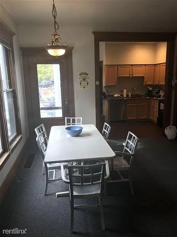 6 bed, $5,950 — Photo 3