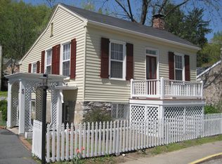 5 Mill St #SINGLE, Elsah, IL 62028