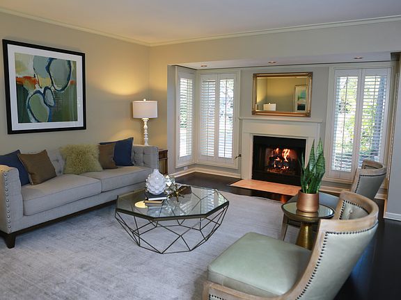 4th image of 424 Brady Ln