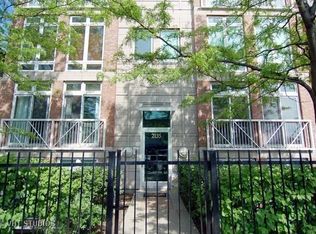 2135 N Southport Ave APT 102, Chicago, IL 60614