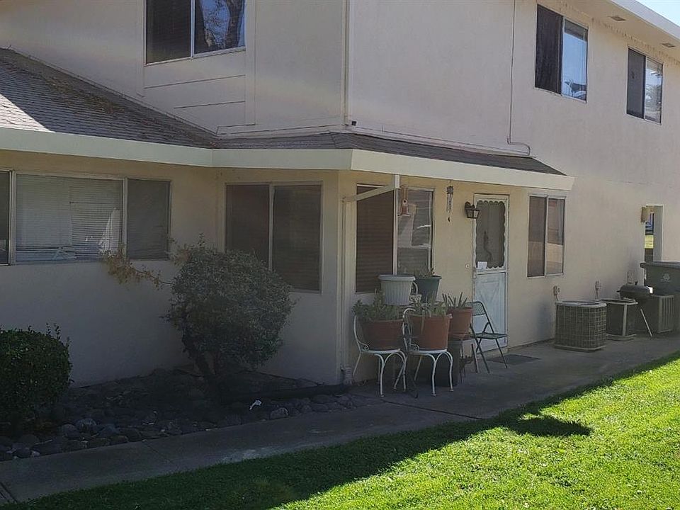 1st image of 3723 Park Dr APT 3