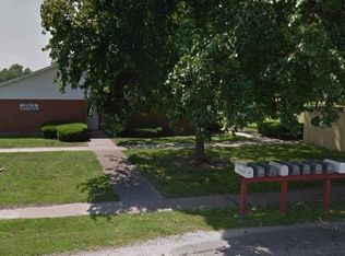 300 N Eaton St, Edinburg, IL 62531