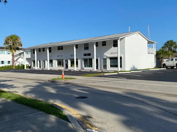 51 Royal Palm Pointe Vero Bch, Vero Beach, FL 32960