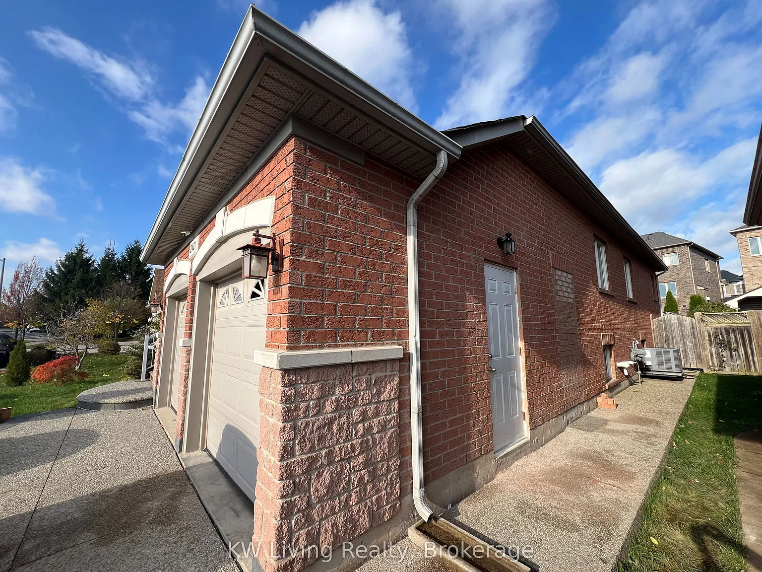 2 bed, $2,500 — Photo 2