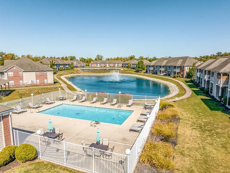 The Lakes of Beavercreek Apartment Homes — Photo 30