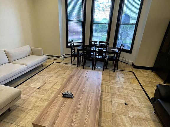 5th image of 110 Waterman St #1A