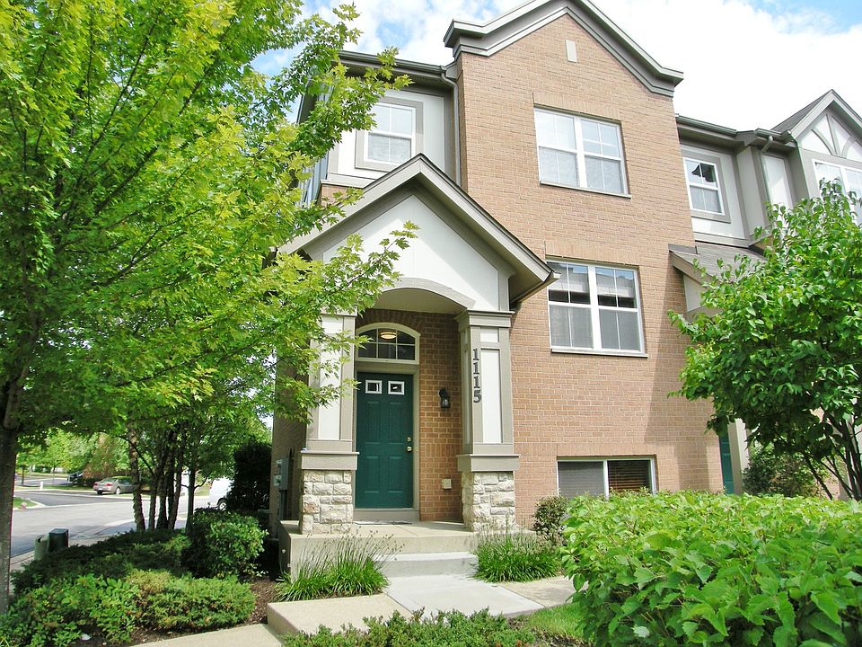 1st image of 1115 N Claremont Dr