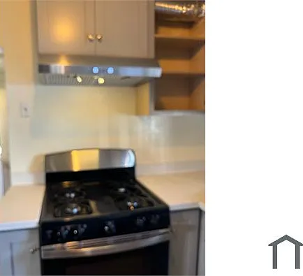 3 bed, 1300 sqft, $3,485 — Photo 4