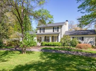 225 33rd Ave NE, Hickory, NC 28601