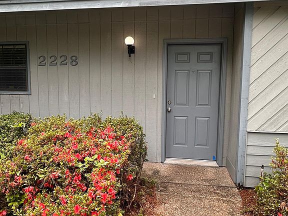 4th image of 2228 Stracener Way