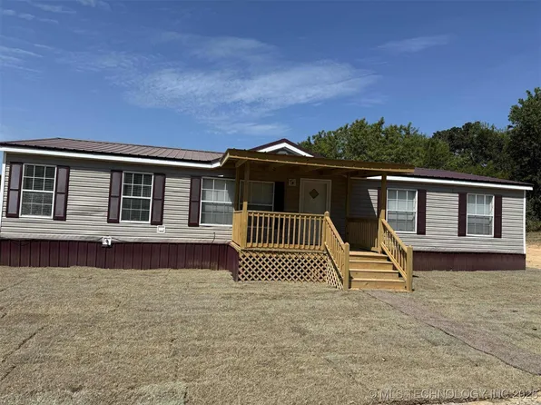 2300 Barnes St, Pocola, OK 74902