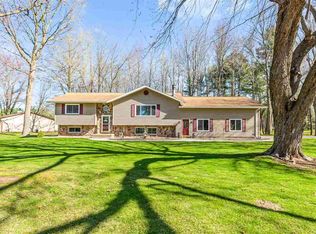 261 Alpine Dr, Shawano, WI 54166