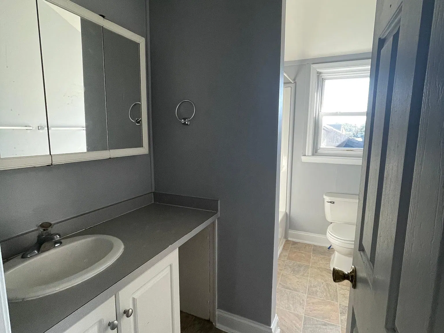 2 bed, 975 sqft, $1,600 — Photo 4
