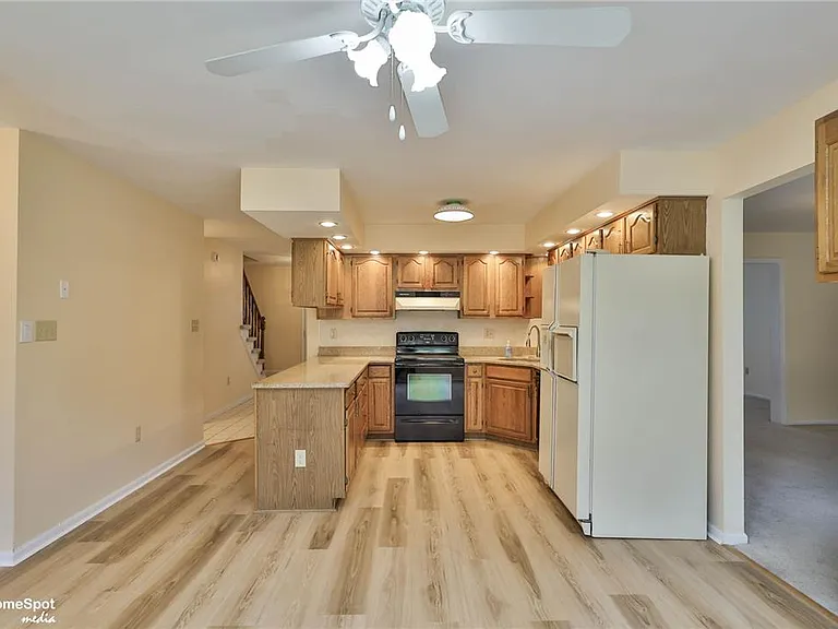 4059 Wedgewood Rd — Photo 11