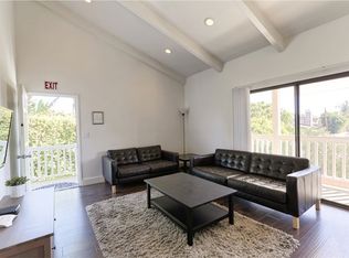 140 Albert Pl #B, Costa Mesa, CA 92627