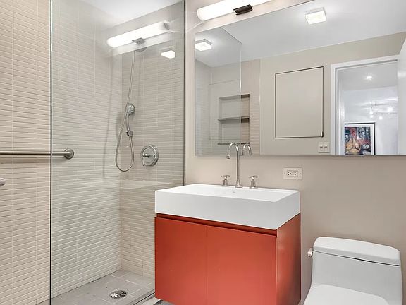 5th image of 500 E 83rd St APT 4C