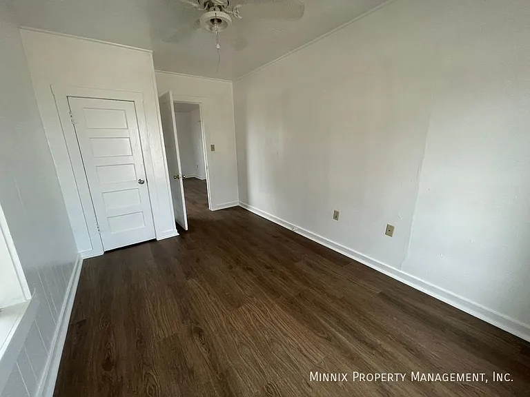 102 N 11th St #FS — Photo 15