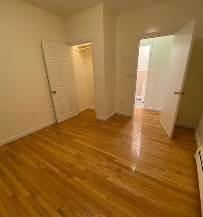 122 Chestnut St #1L