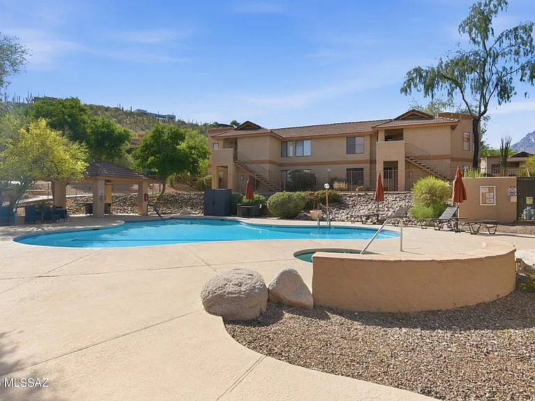 7255 E Snyder Rd #1 — Photo 1