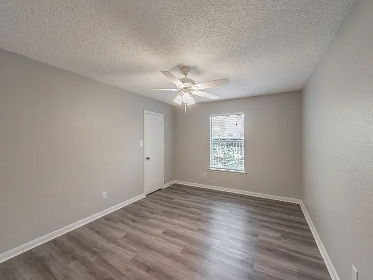 8125 Rambler Rose St — Photo 19