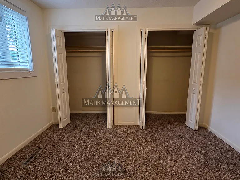 2609 25th St NW — Photo 55