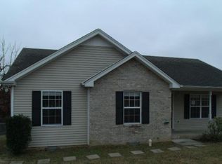 1129 10th Ave E, Springfield, TN 37172