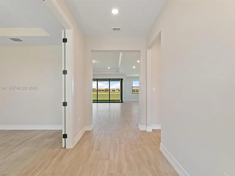 4546 Cumberland Ter — Photo 9