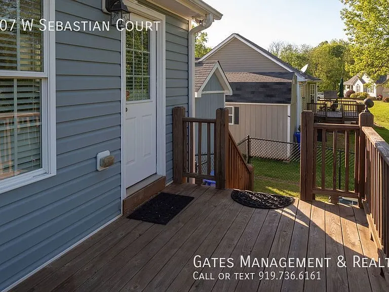 107 W Sebastian Ct — Photo 3