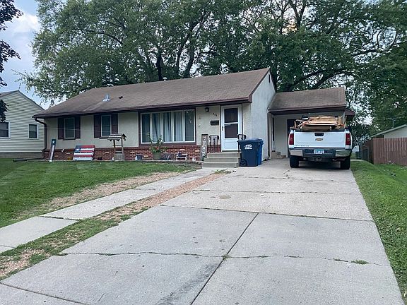 3rd image of 846 Dakota St S