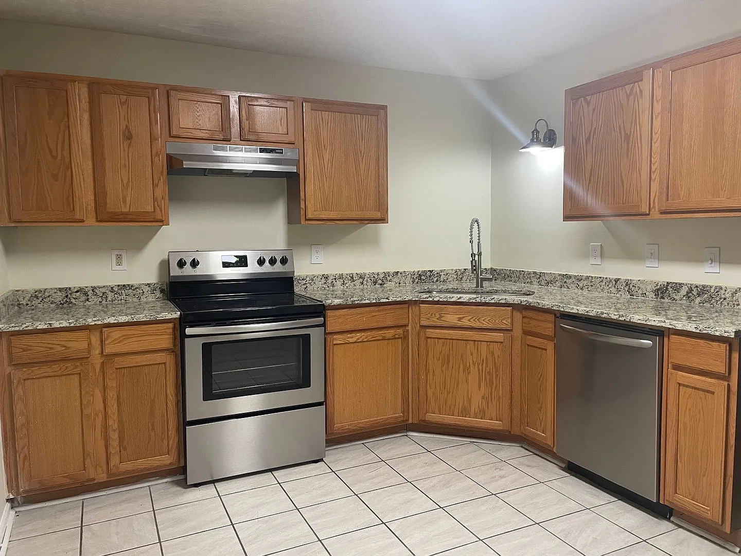 Jefferson Ridge Townhomes — Photo 2
