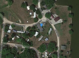 1215 Commanche Trl, Hermann, MO 65041