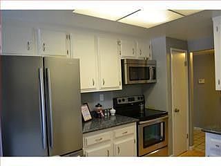 4th image of 554 Toyon Ave APT 2