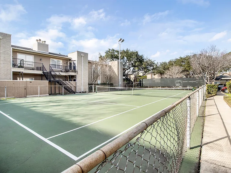728 Bering Dr #K — Photo 15