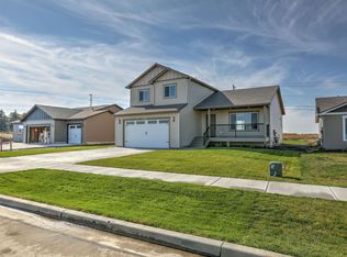 10318 W Salmonberry Rd, Cheney, WA 99004