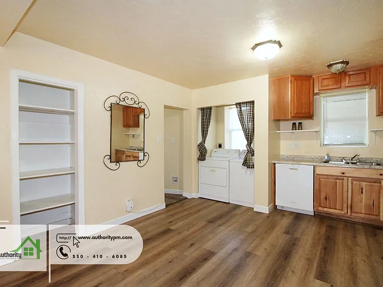 2391 Placer St #A — Photo 10