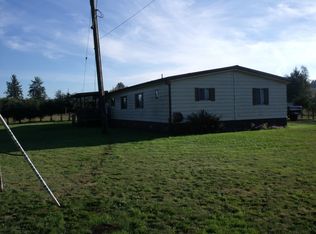 22 Camp One Rd, Raymond, WA 98577