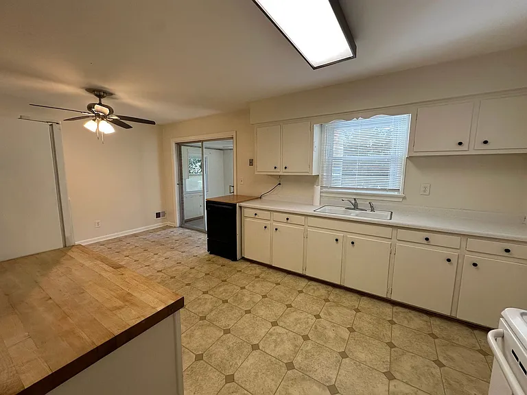 1408 Dermott Ave — Photo 11