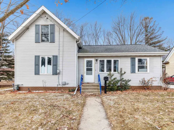 814 3rd St, De Pere, WI 54115
